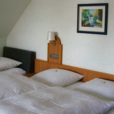 Gasthaus Zum Baeren Gaestehaus ヴィッティヒハウゼン エクステリア 写真